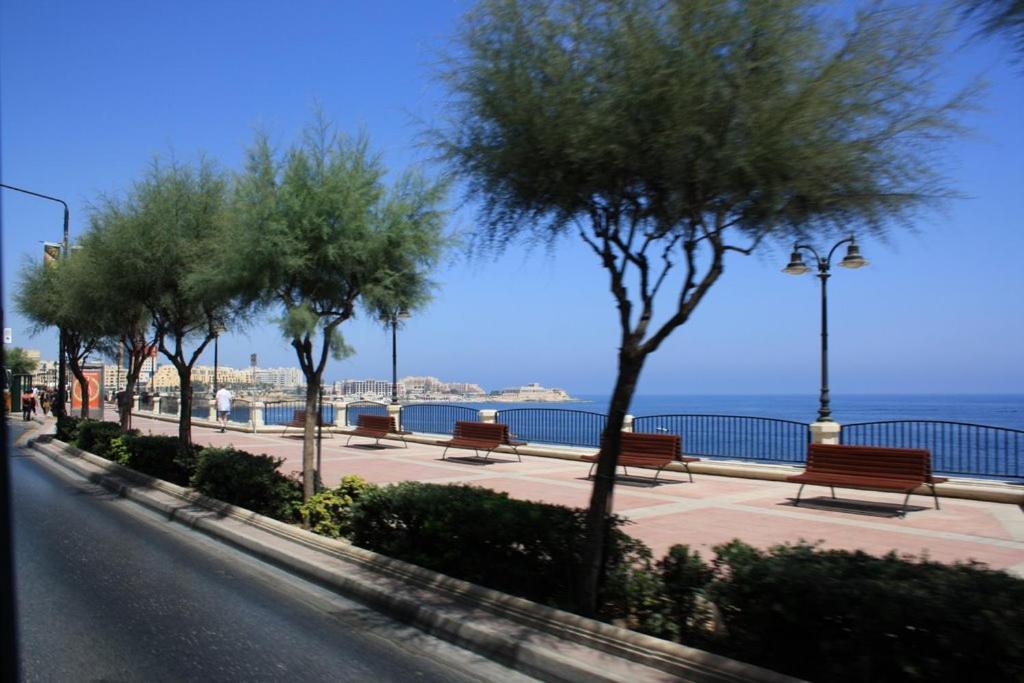 Superlative Apartment With Valletta And Harbour Views 슬리에마 외부 사진